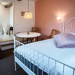 Oda ve Kahvaltı Lindegaarden Kollund 3*