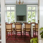 לינה וארוחת בוקר Lindegaarden Kollund 3*